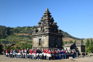Paket wisata jogja 4 hari 3 malam premium. Cand arjuna