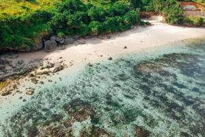 Pantai Gunung Payung